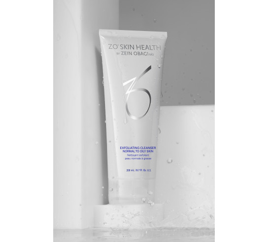ZO® Ексфолейтін Клінсер гель для вмивання